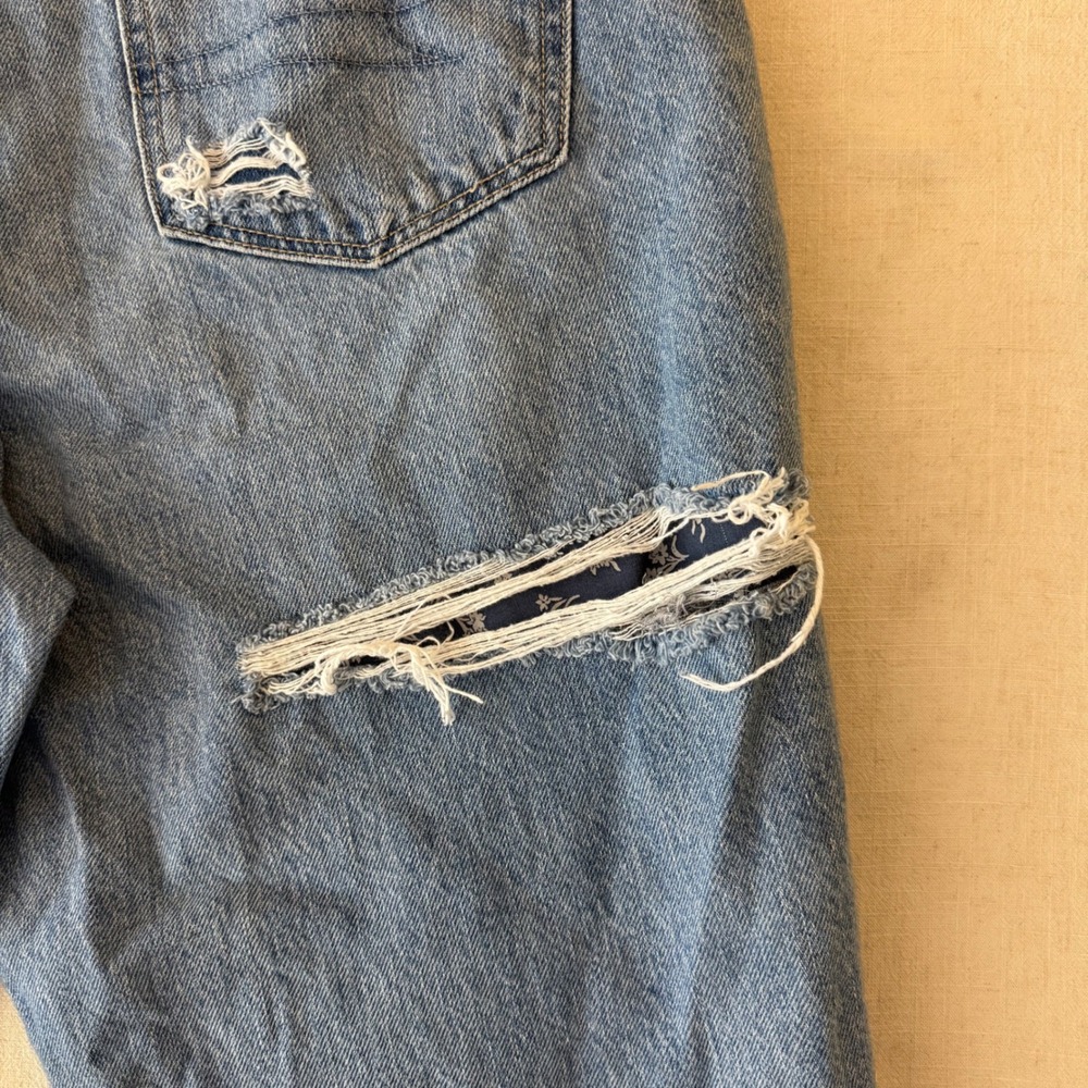 American Eagle Mom Straight Jeans Women 16 Blue Patchwork Distressed High Rise - Picture 9 of 12